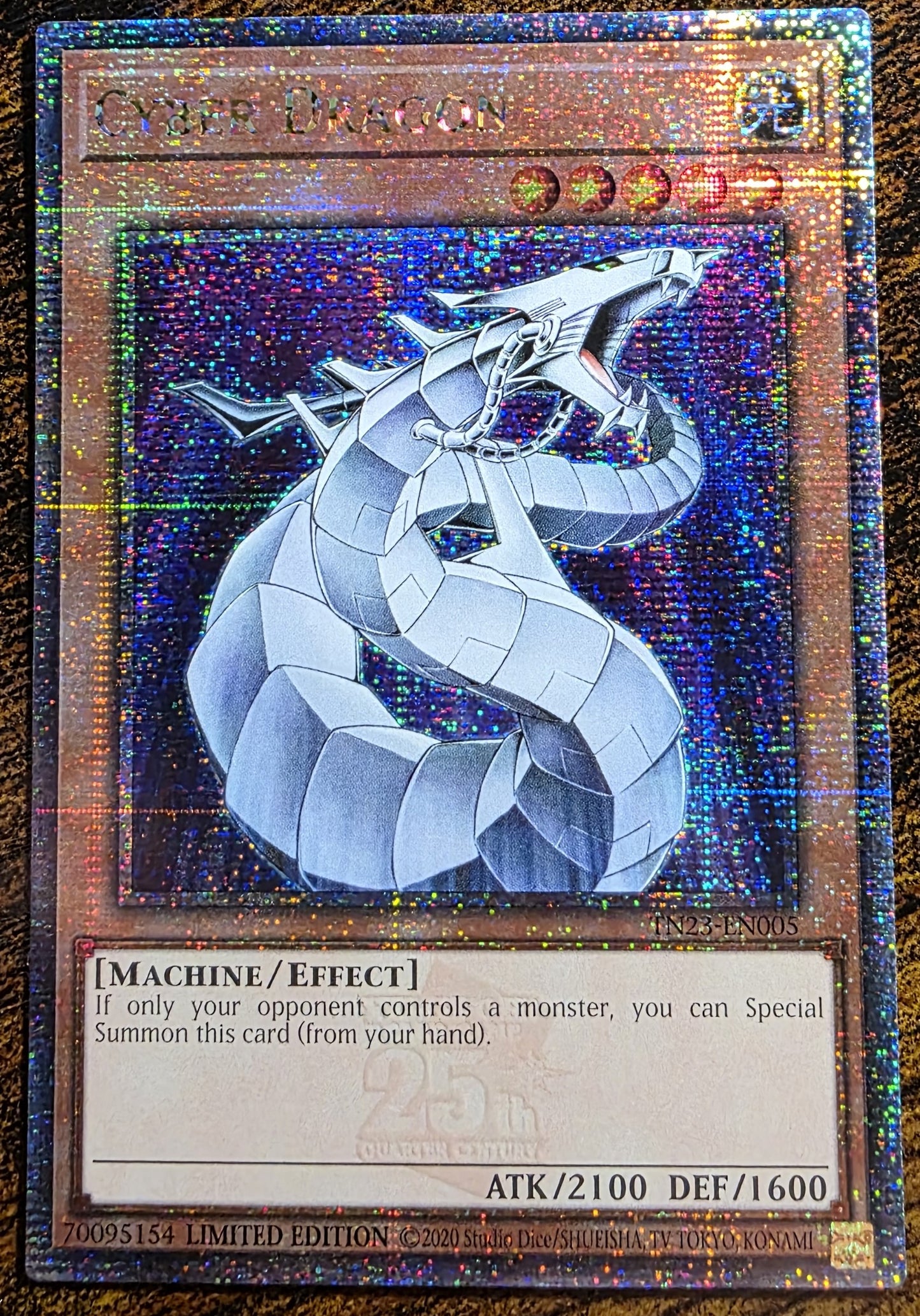 Cyber Dragon (Quarter Century Secret Rare) - 25th Anniversary Tin: Dueling Heroes (TN23)