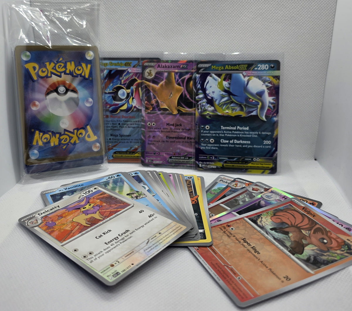 🎃 Pokémon Halloween Treat Pack – 25 Genuine Pokémon Cards – 5 Guaranteed Foils – Chance at EX!